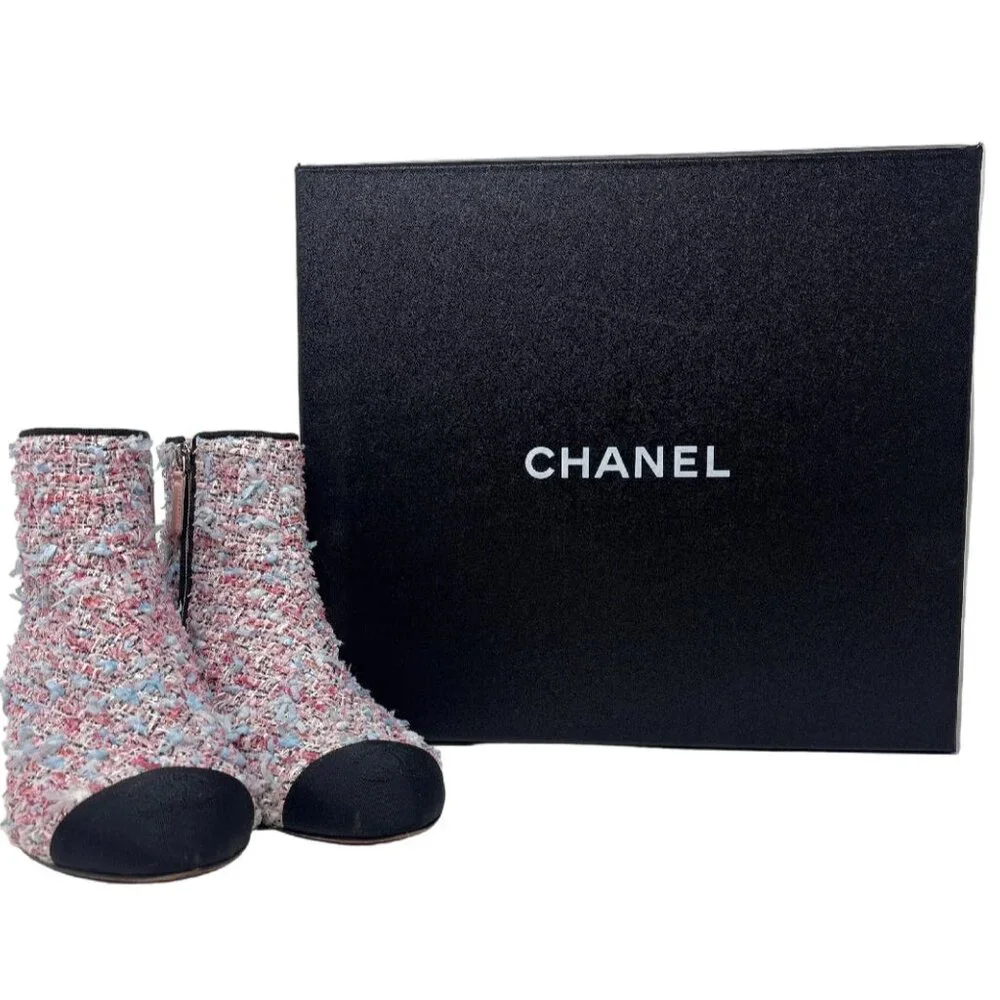 Chanel CC Pink Tweed Ankle Boots with Grosgrain Cap Toe Sz-37 - Picture 8 of 8